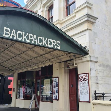 Empire Hotel Backpackers Oamaru Dış mekan fotoğraf
