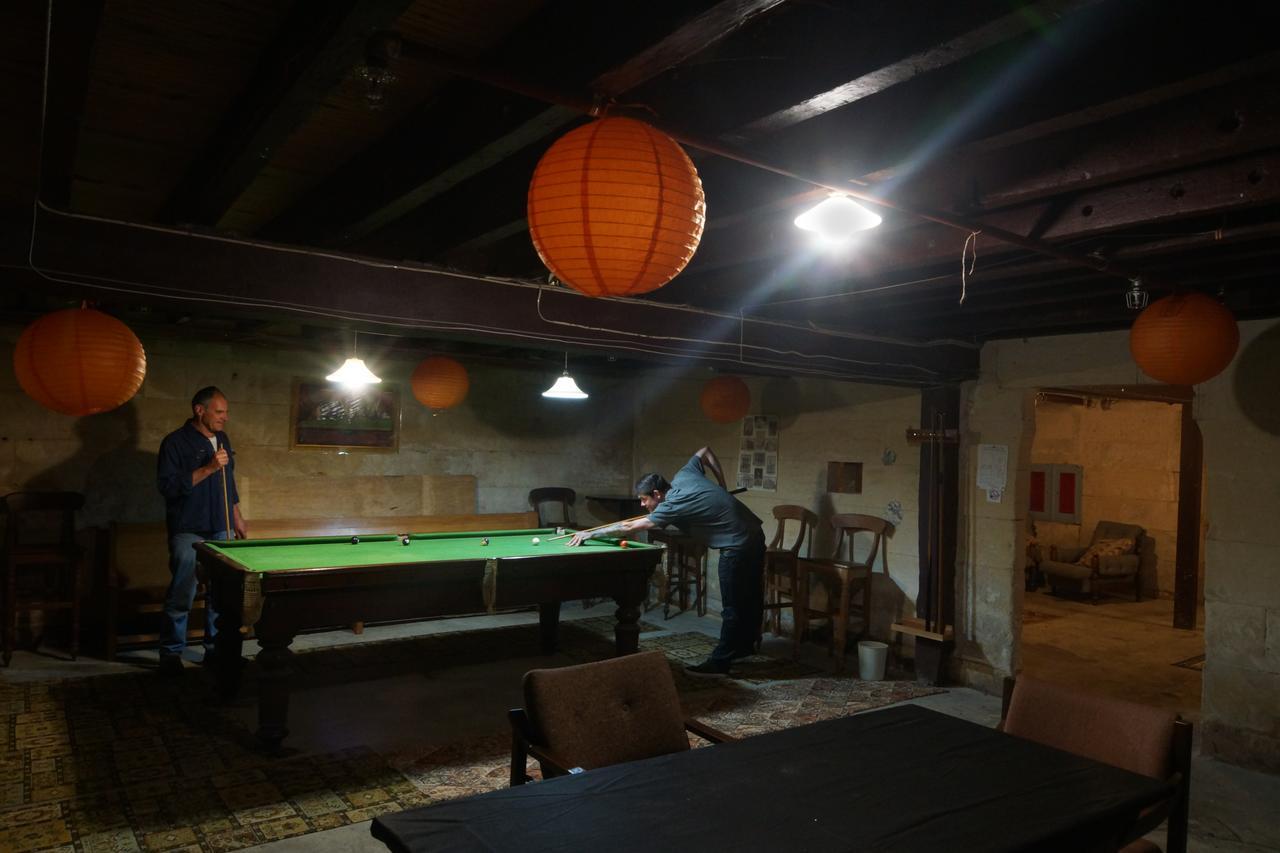 Empire Hotel Backpackers Oamaru Dış mekan fotoğraf