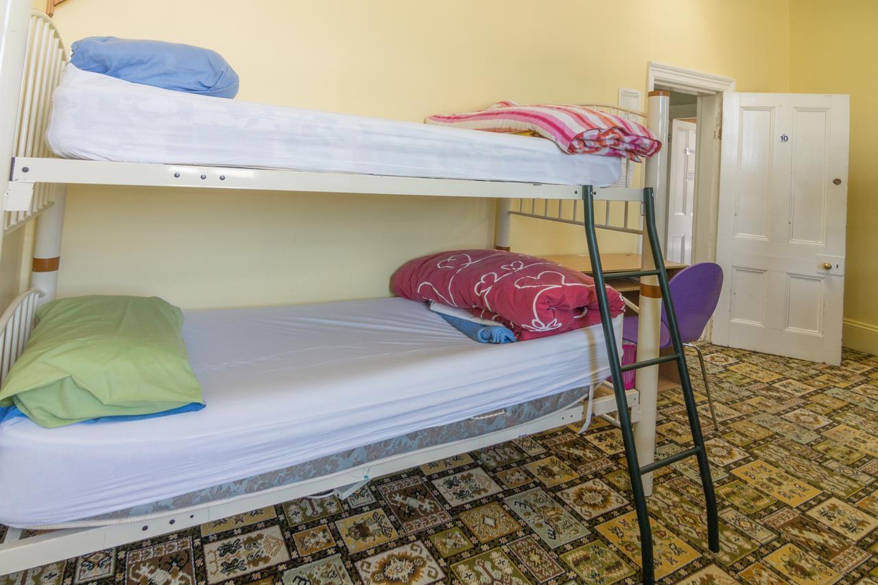 Empire Hotel Backpackers Oamaru Dış mekan fotoğraf