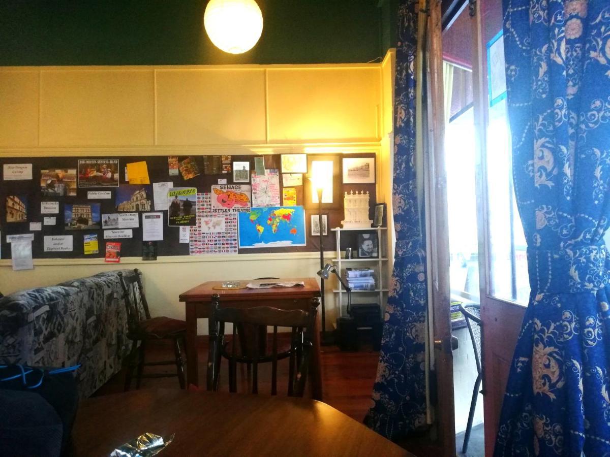 Empire Hotel Backpackers Oamaru Dış mekan fotoğraf