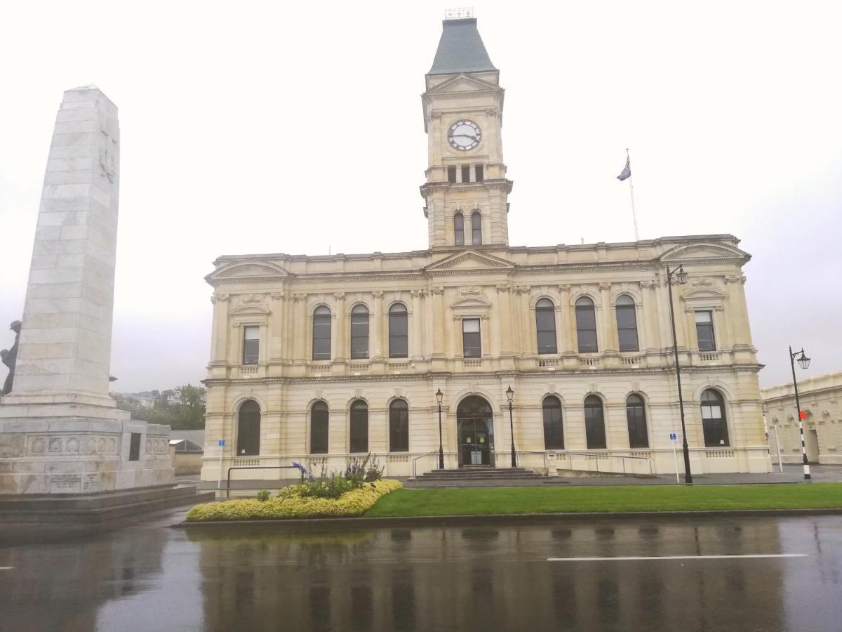 Empire Hotel Backpackers Oamaru Dış mekan fotoğraf