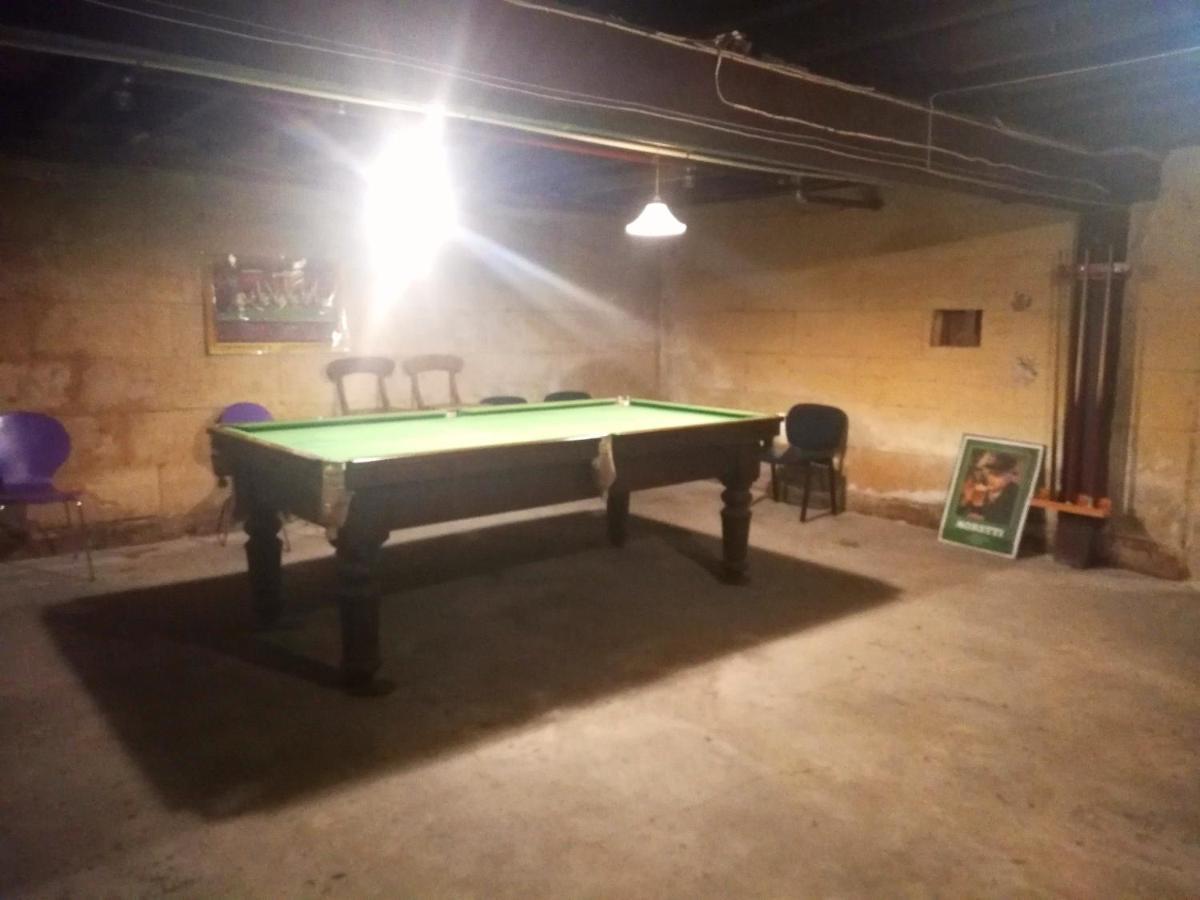 Empire Hotel Backpackers Oamaru Dış mekan fotoğraf